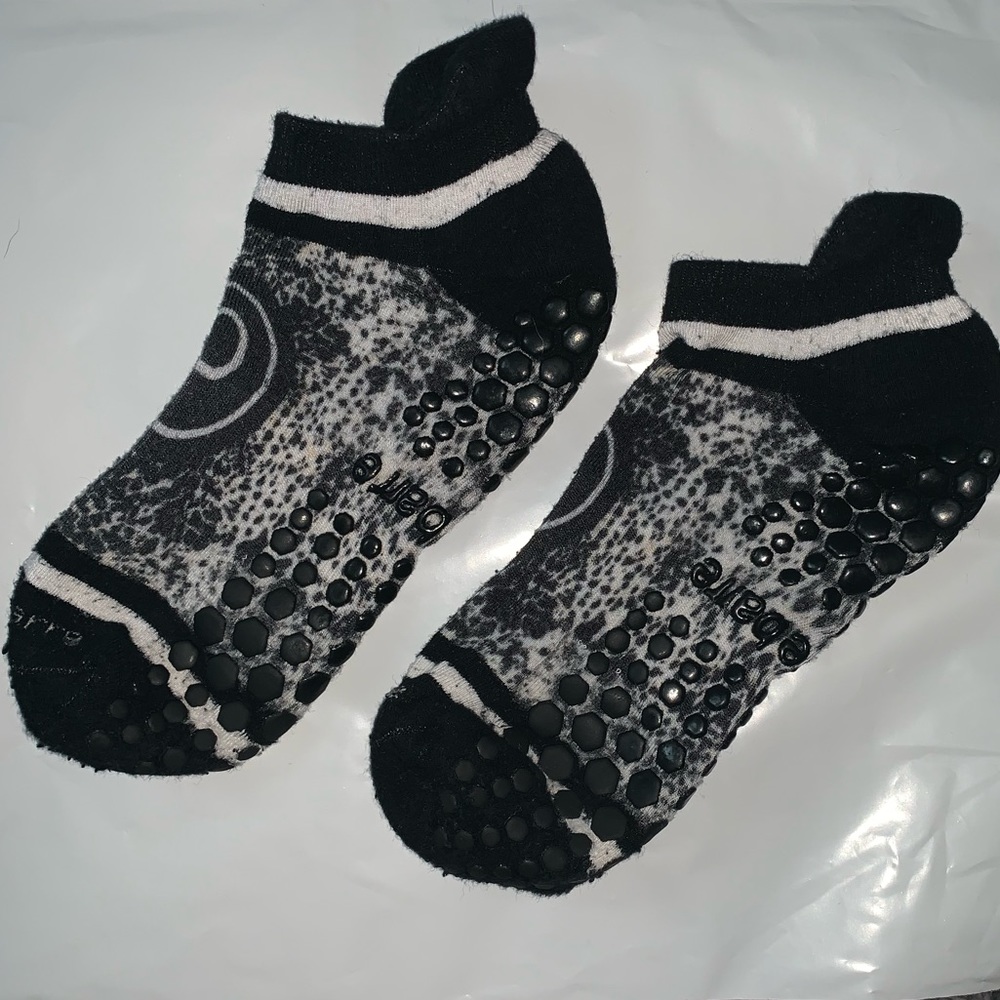 Pure Barre sticky Socks